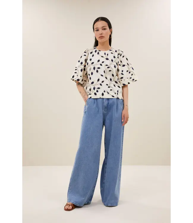 26112052/Midnight  olivia botanic blouse