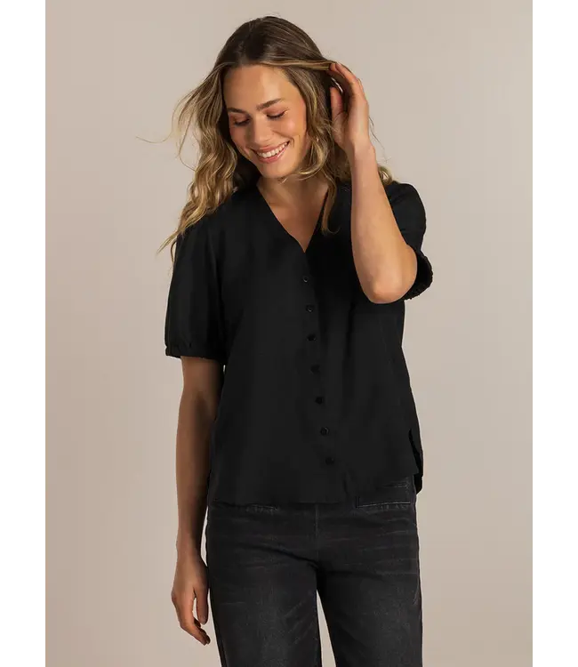4200866/Black  Serina Tops