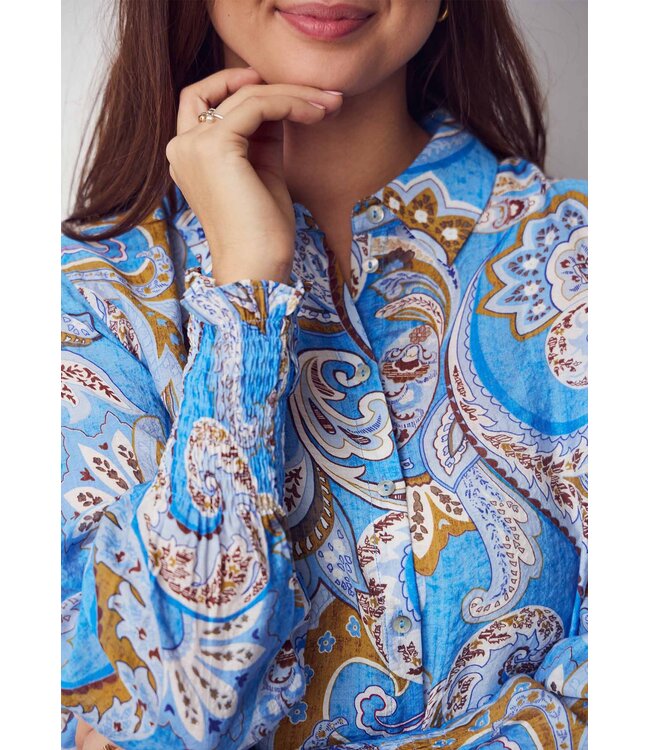 Z26.57834/N13FreshBluePaisley  Lotta Smock Shirt