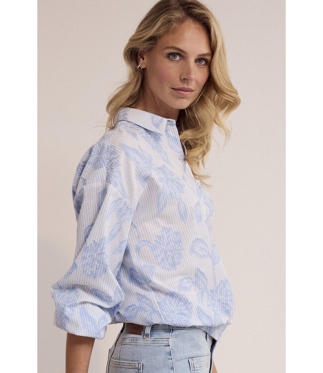 O12-19-301/005042-BreezyBlue  Striped Blouse Flower Pattern