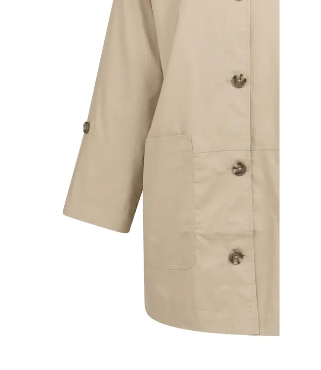 02-001069-602/99046  Oversized cotton jacket with buttons and patch pockets