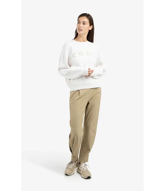 01-109110-602/990441  Soft sweater with chest artwork 'iconic'