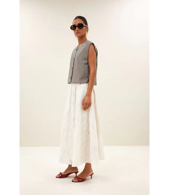 26218103/Cream  juta mist skirt