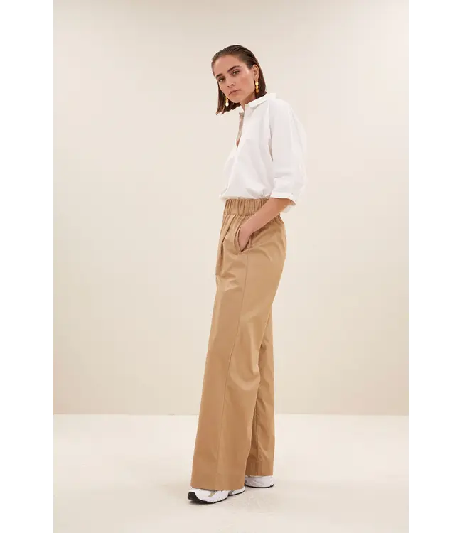 25118032/Camel  benji poplin pants