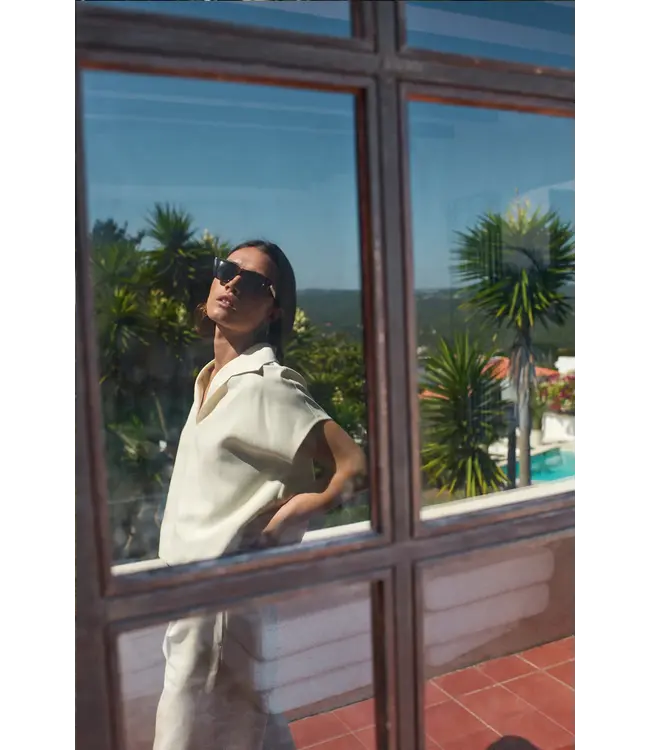 26112023/Cream  zia blouse