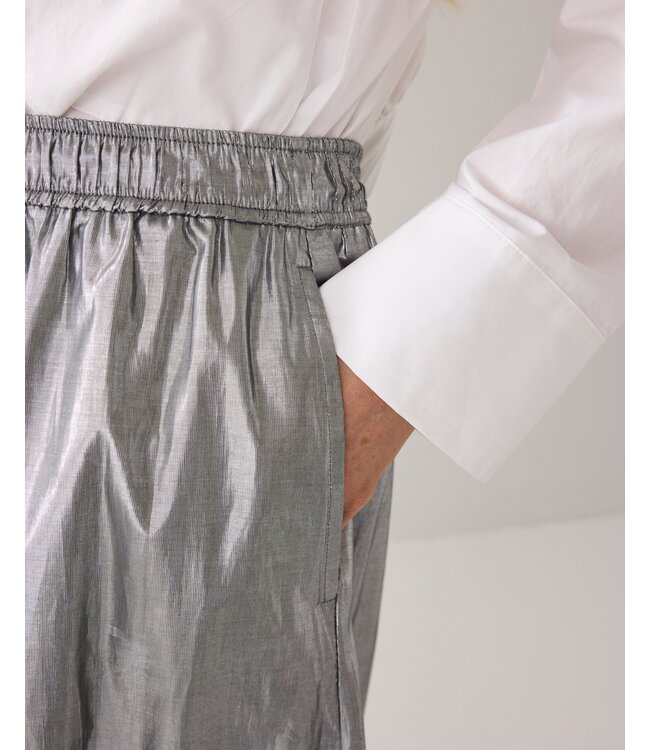 6s1358-12388/000821-Silver  Skirt Silver