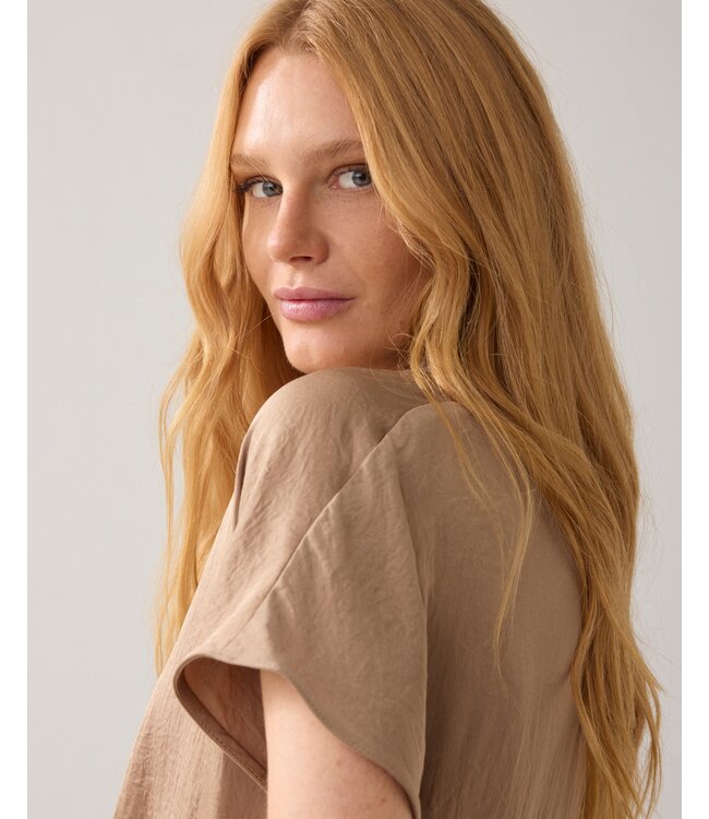 2s3324-11817/000703-Khaki  Top short sleeves Silky touch