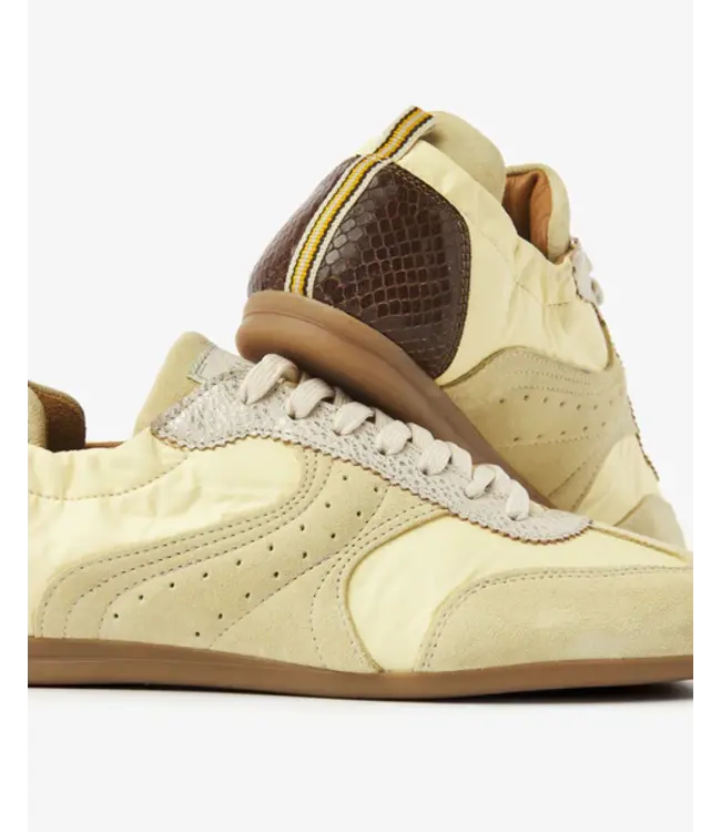 62383-01-716  June Haylee Viga - Paglia Sneakers