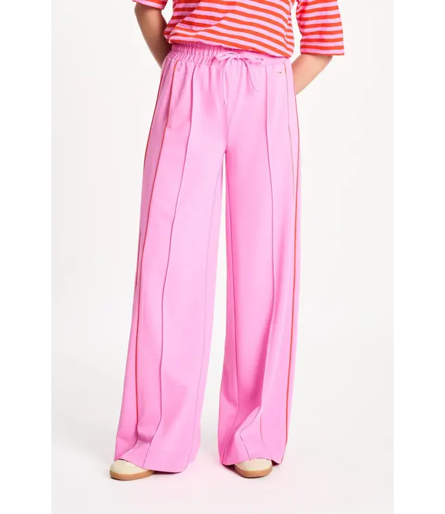 SP9514/Pink  TRACKPANTS - Colourblock Cheering Pink