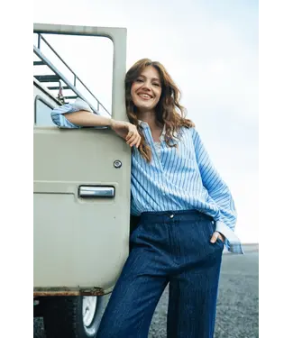 Label Dot 2611004/Blauwmulti  Amilia