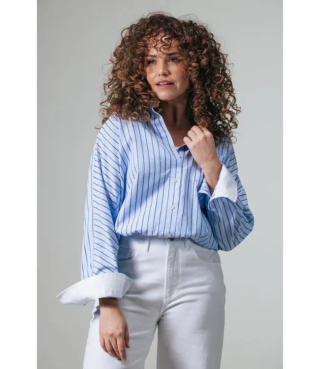 2611004/Blauwmulti  Amilia