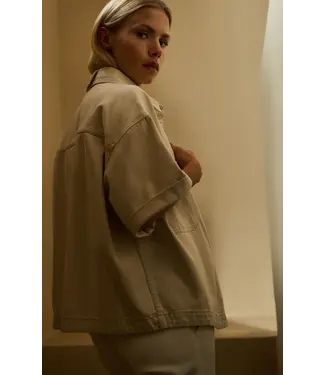 YAYA 01-511050-603/99056  Denim jacket with short sleeves and patch pockets