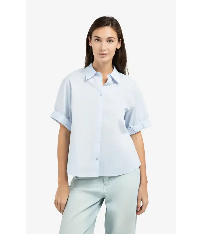 01-201207-603/99048  Blouse with short rolled-up sleeves and collar