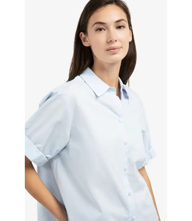 01-201207-603/99048  Blouse with short rolled-up sleeves and collar