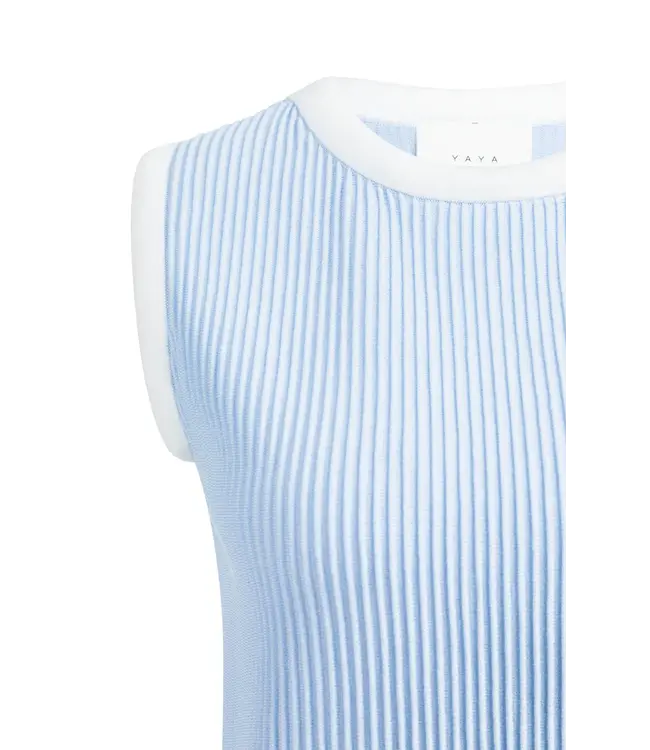 01-000565-603/99048  Sleeveless ribbed sweater with crew neckline