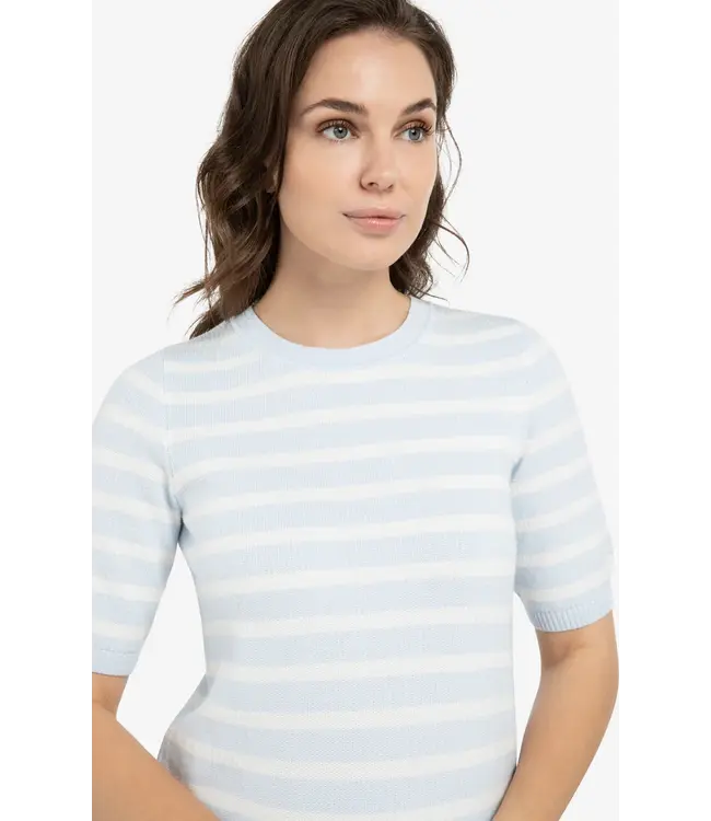 01-000560-603/990481  Knitted sweater with stripe pattern and short sleeves