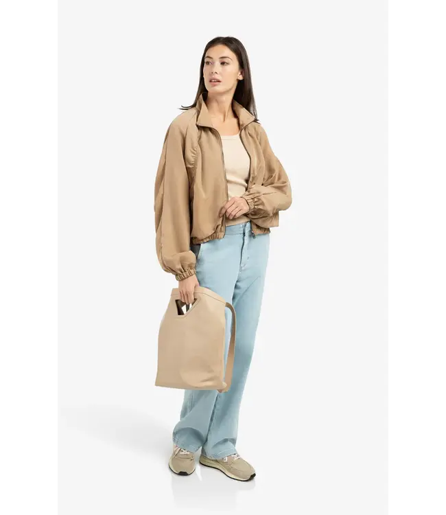 02-001072-603/99051  Short oversized jacket with pleated details