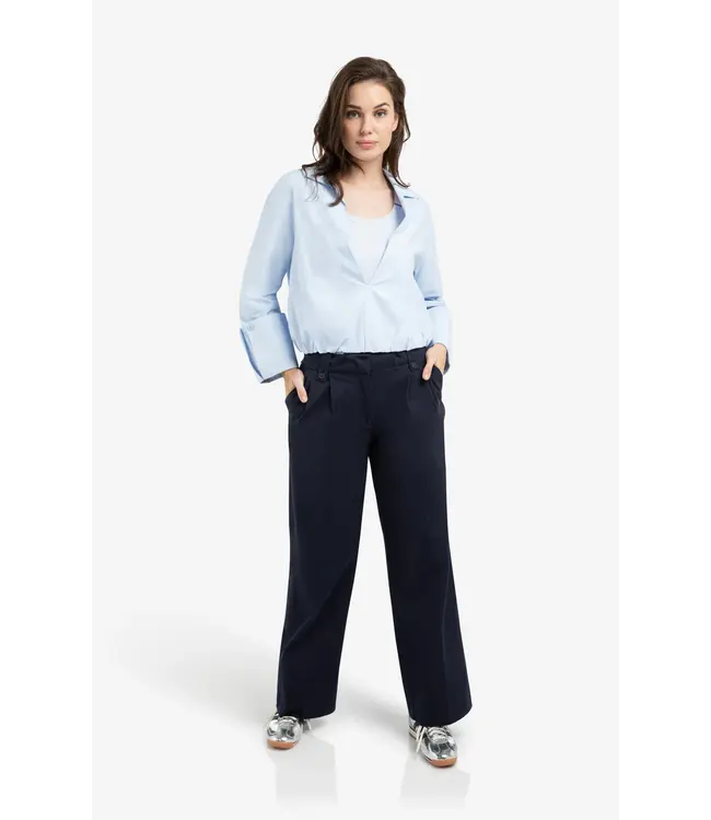 01-701355-603/99048  Balloon blouse with deep V-neck