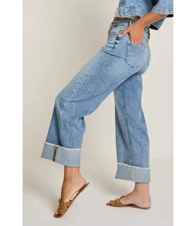 SS261.266402-D198  Mira Turn Up Light Indigo - L28