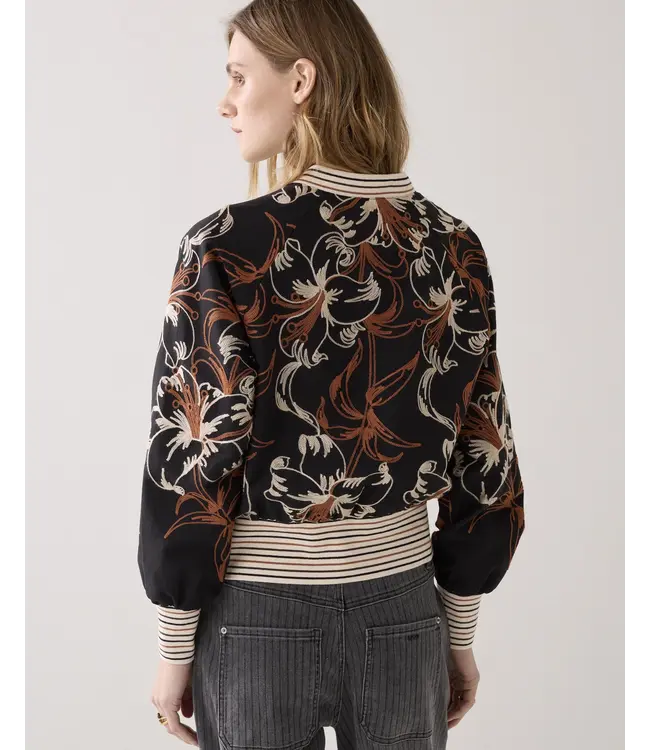 1s1302-12382/000990-Black  Jacket Embroidered
