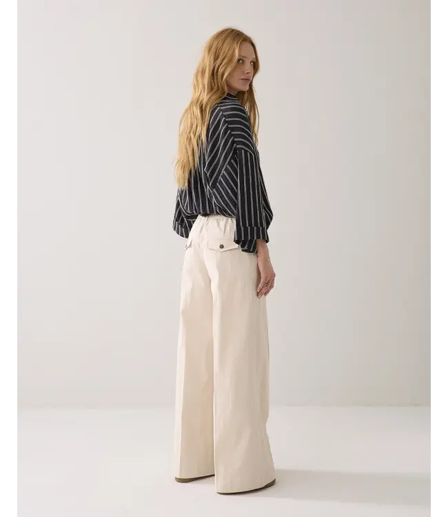 4s2938-12365/000122-Ivory  Trousers wide leg Cotton blend with inseam approx 81cm