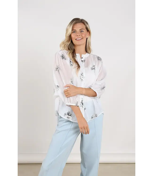 NKS02175-Offwhite/Silver  Lynn Blouse Paillet