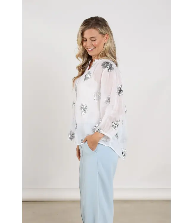 NKS02175-Offwhite/Silver  Lynn Blouse Paillet