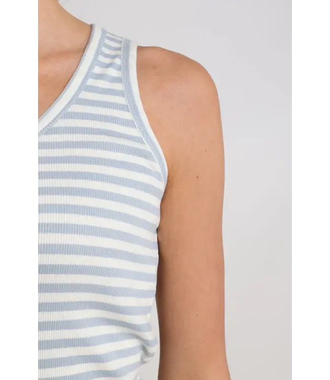 NKS01169-Offwhite/Cloudy  Steffie Singlet