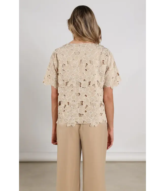 NKS01181-Sand/Gold  Octavia Top Flower