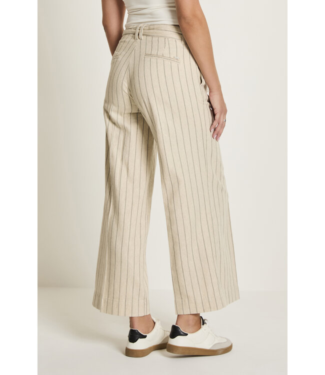 SS262.278394/S17-Navy-Sand-L28  Cloe Belt