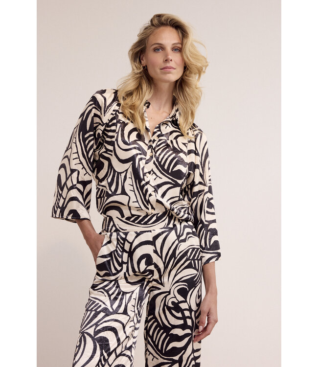 C19-19-301/100000-PrintBlack&Stone  Blouse Bold Botanica