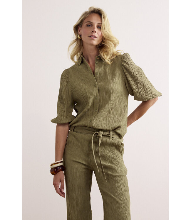 C30-19-301/006155-Aloe  Creased Puff-Sleeve Blouse