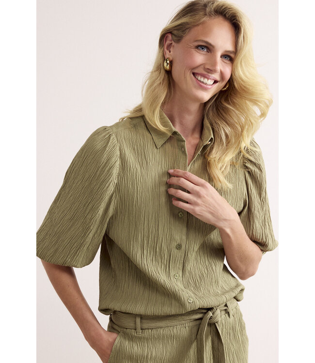 C30-19-301/006155-Aloe  Creased Puff-Sleeve Blouse