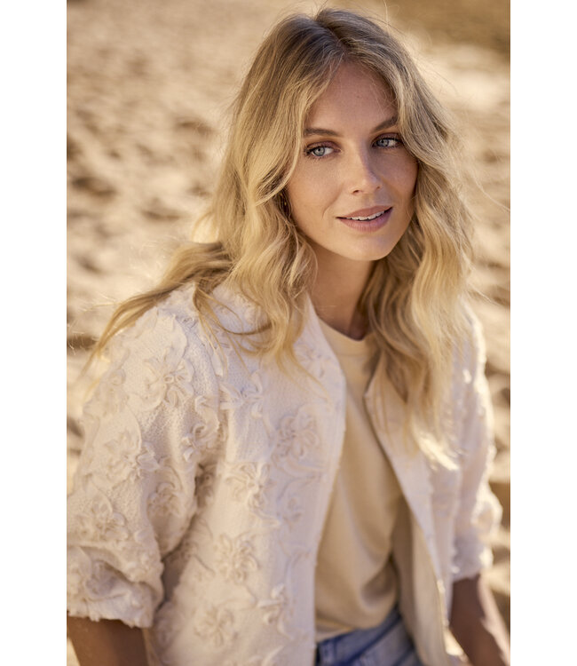 C42-19-801/006800-Stone  3D Flower Lace Jacket