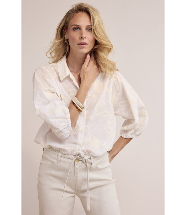 O17-19-301/001100-OffWhite  Blouse Fancy Armhole