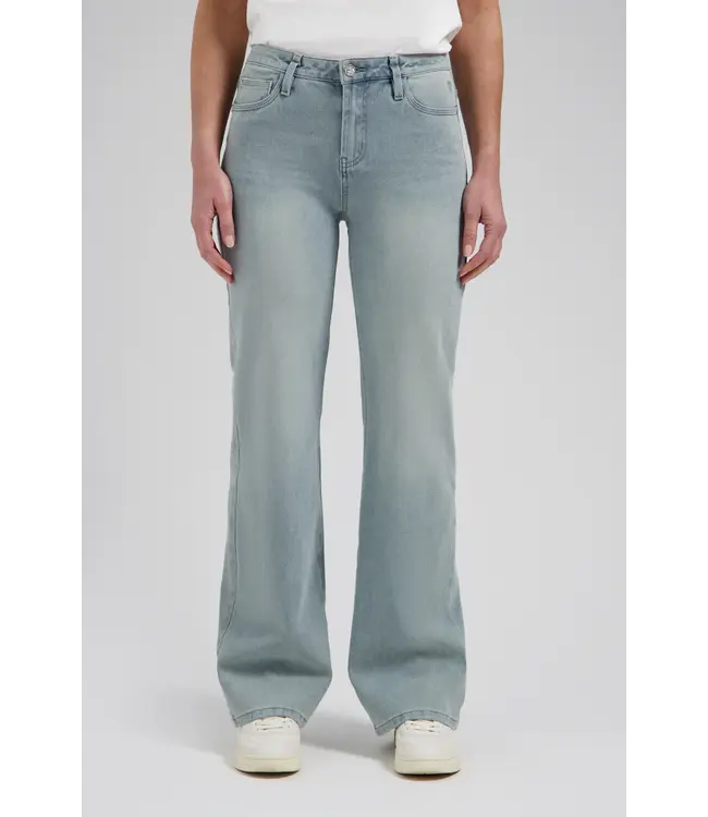 CR0016/AshGrey  Sophie Straight