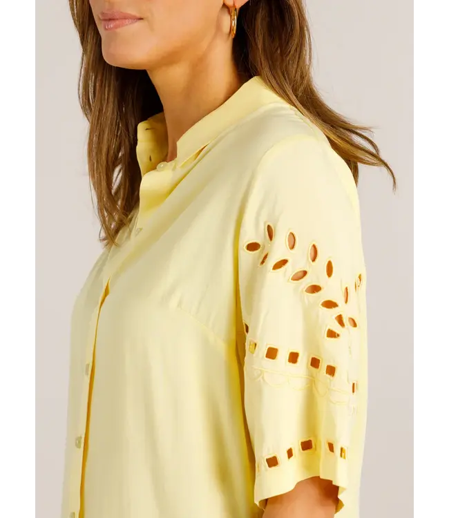 4200891/WaxYellow  Vie Tops