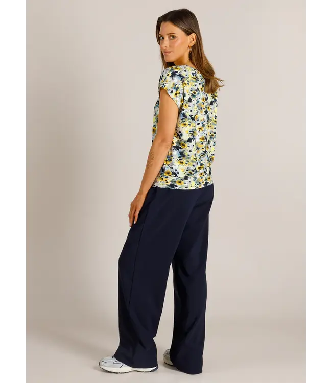 4200940-OffWhite/Multi-C  Vyella Tops