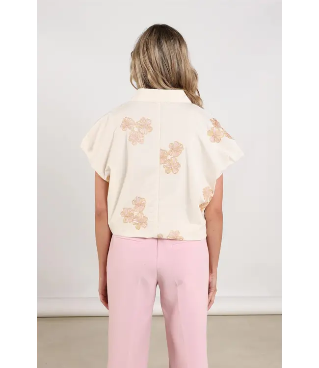 NKS01125-Offwhite/Blush  Daniek Top Embroidery