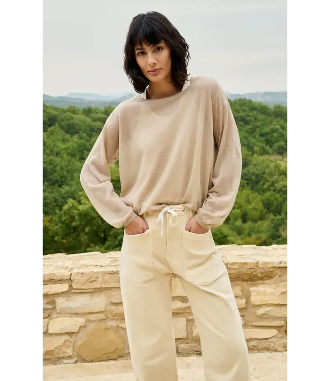 01-000594-604/61104  Twinset sweater with singlet