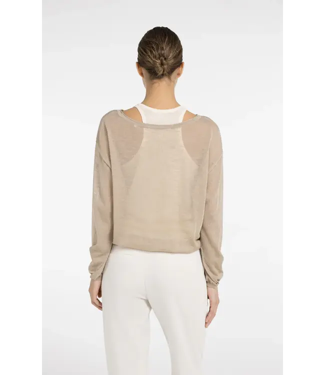 01-000594-604/61104  Twinset sweater with singlet