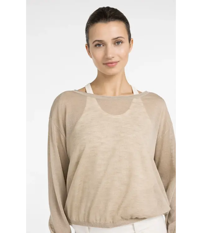 01-000594-604/61104  Twinset sweater with singlet