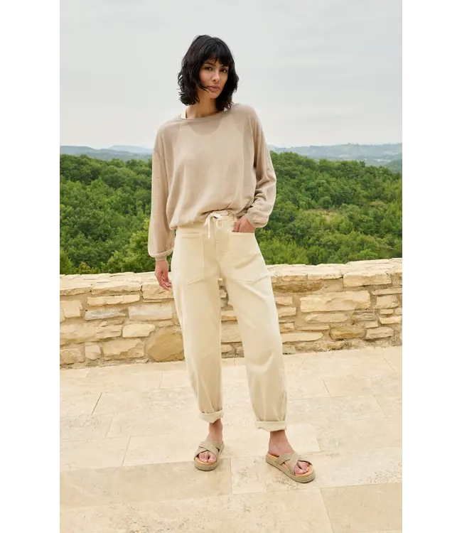 01-000594-604/61104  Twinset sweater with singlet