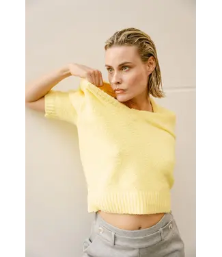 Aimée the Label BallatoS6/Yellow  soft yarn pullover
