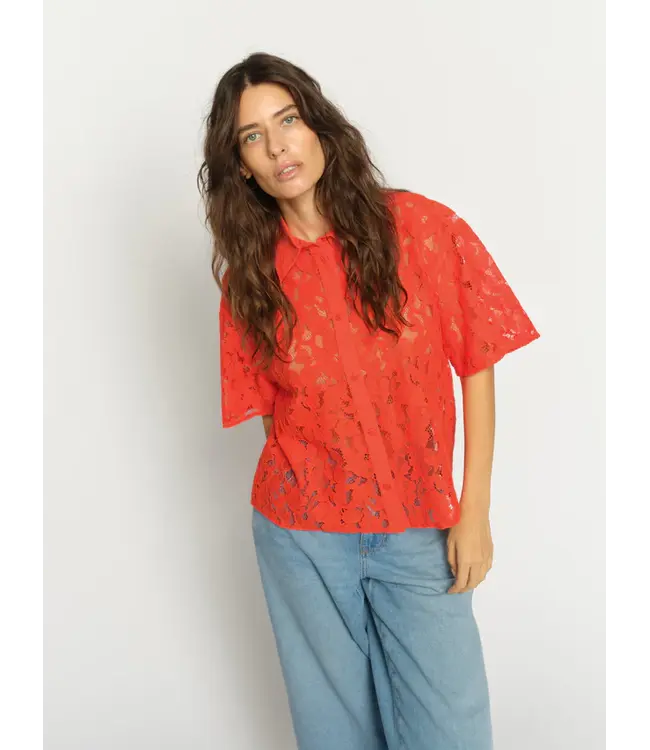 177140/SpicyOrange  MMLia River SS Lace Shirt