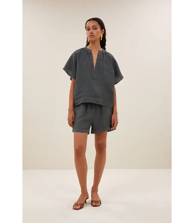 26112040/charcoal  vina linen blouse