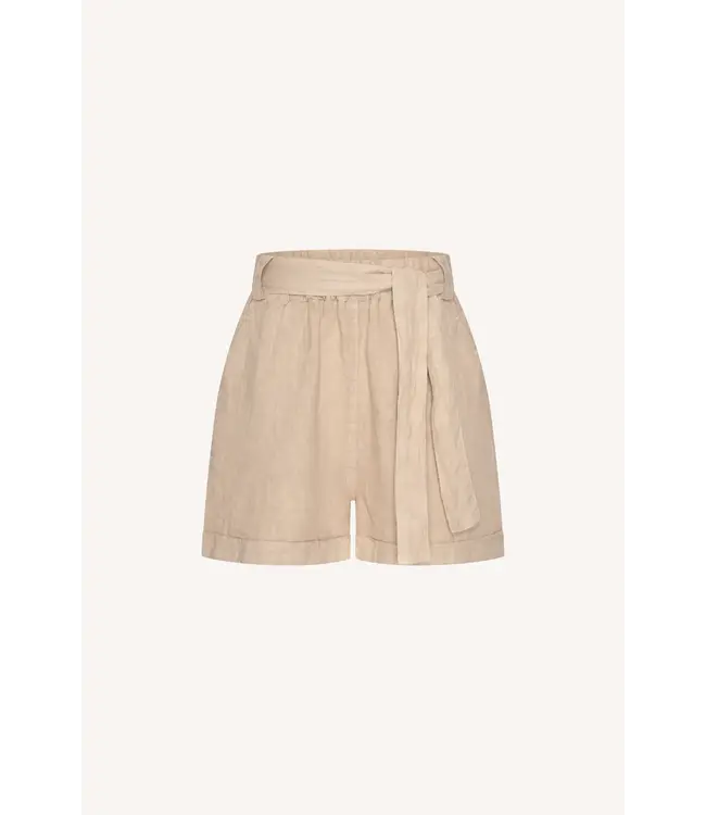 26218505/biscuit  june linen shorts