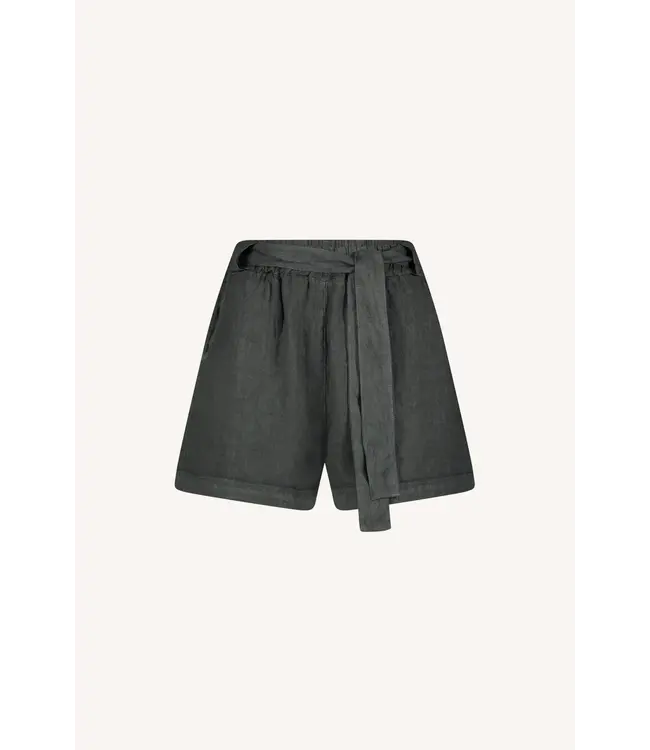 26218505/charcoal  june linen shorts