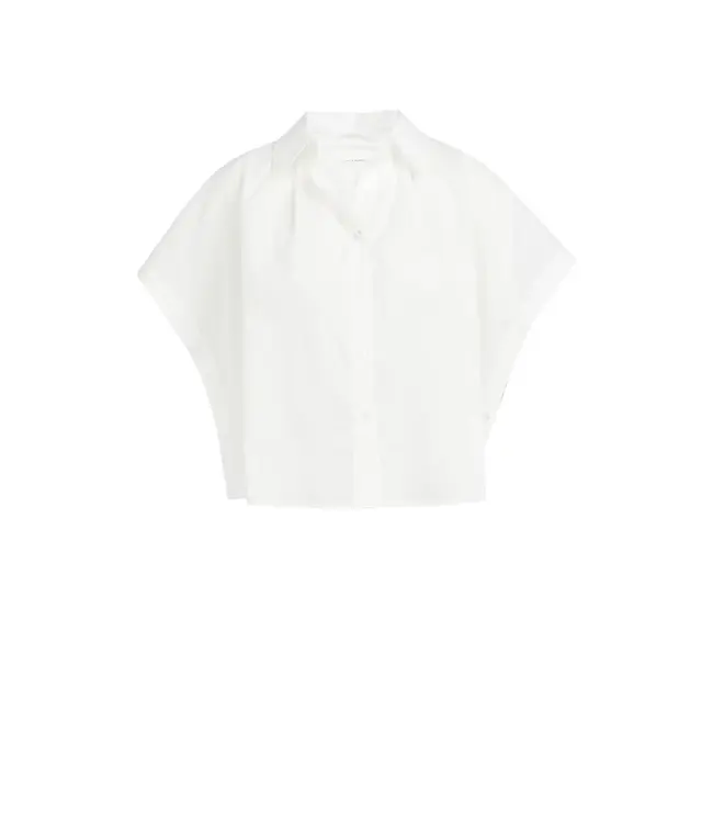 01-201202-604/00000  Sleeveless blouse with button detail