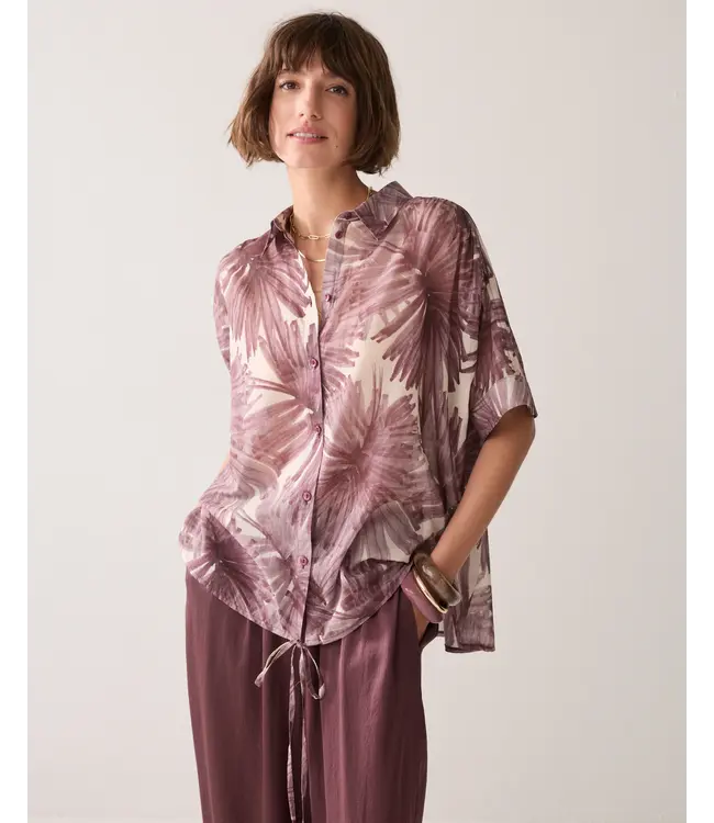 2s3481-12450/000334-DeepFig  Blouse Flowers all over